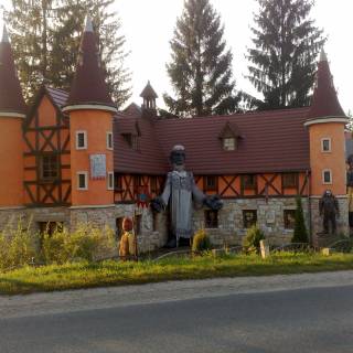 Die Burg der schlesischen Sagen - Pławna